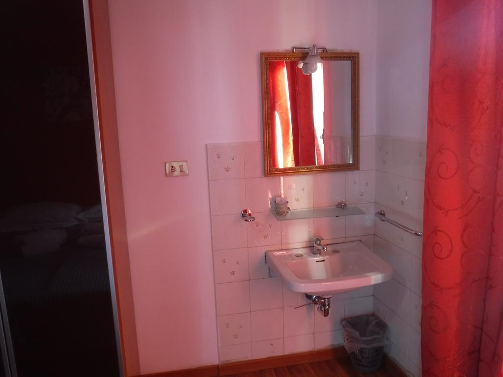 Ares Rooms Rome Room photo