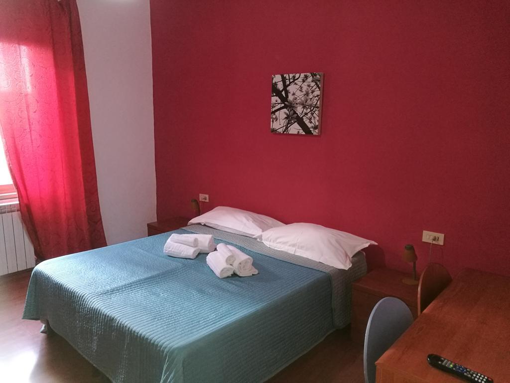 Ares Rooms Rome Room photo